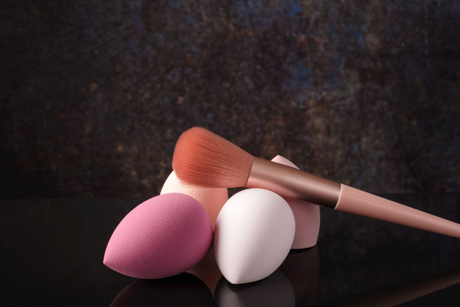 Exploring Silicone Makeup Brushes